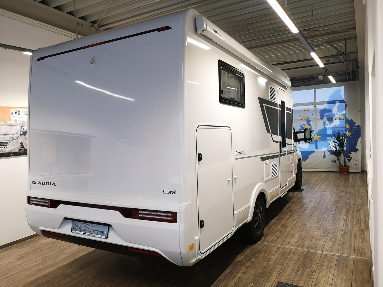 Adria Coral ALL-IN 650 DL*SOLAR*MARKISE*NAVI*SOFORT* - רכב ממונע חצי-משולב: תמונה 4 Adria Coral ALL-IN 650 DL*SOLAR*MARKISE*NAVI*SOFORT* - רכב ממונע חצי-משולב: תמונה 4