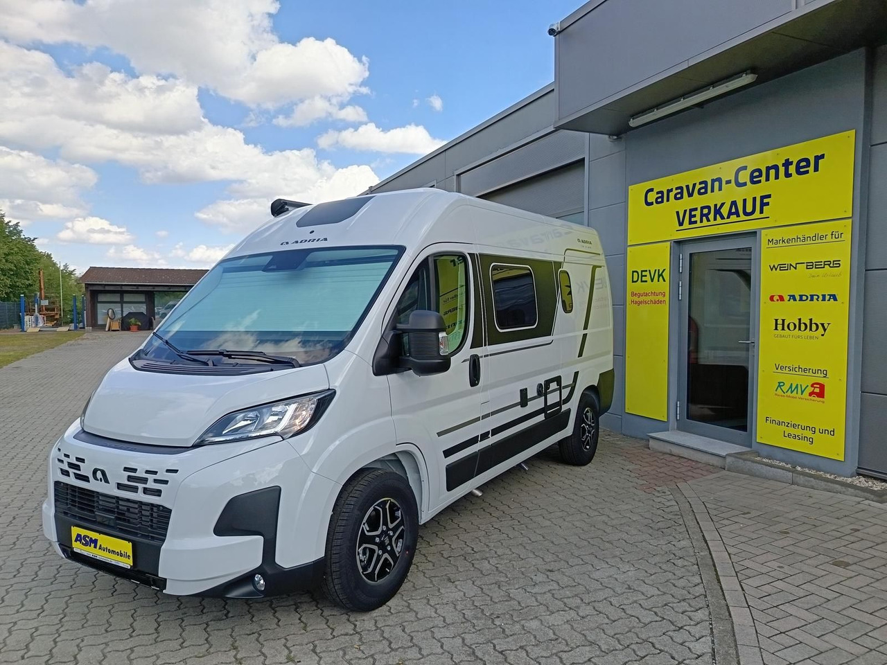 Adria Twin ALL-IN 540 SP*AUTOMATIK*SAFETY*STYLE*SOFORT - מוטורהום: תמונה 3 Adria Twin ALL-IN 540 SP*AUTOMATIK*SAFETY*STYLE*SOFORT - מוטורהום: תמונה 3
