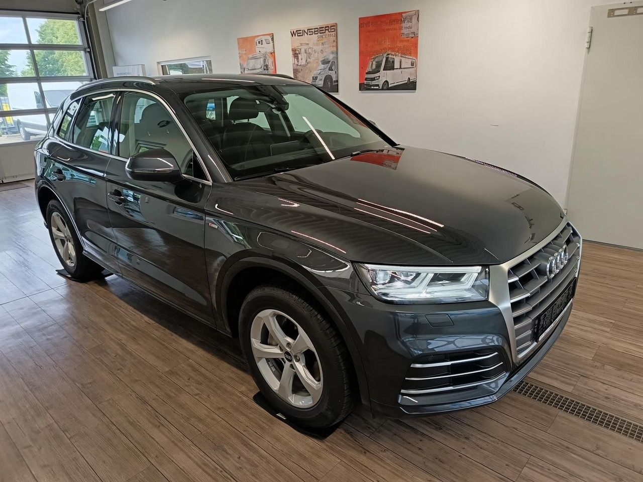 Audi Q5 40 TDI Quattro S-Line*AHK*NAVI*LED*R-KAM*DAB* - SUV: תמונה 3 Audi Q5 40 TDI Quattro S-Line*AHK*NAVI*LED*R-KAM*DAB* - SUV: תמונה 3