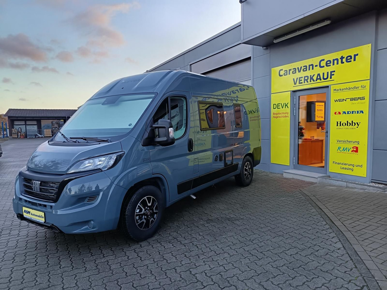 Clever Tour 540*BLACK EDITION*FINAL SALE RABATT*SOFORT* - מוטורהום: תמונה 4 Clever Tour 540*BLACK EDITION*FINAL SALE RABATT*SOFORT* - מוטורהום: תמונה 4