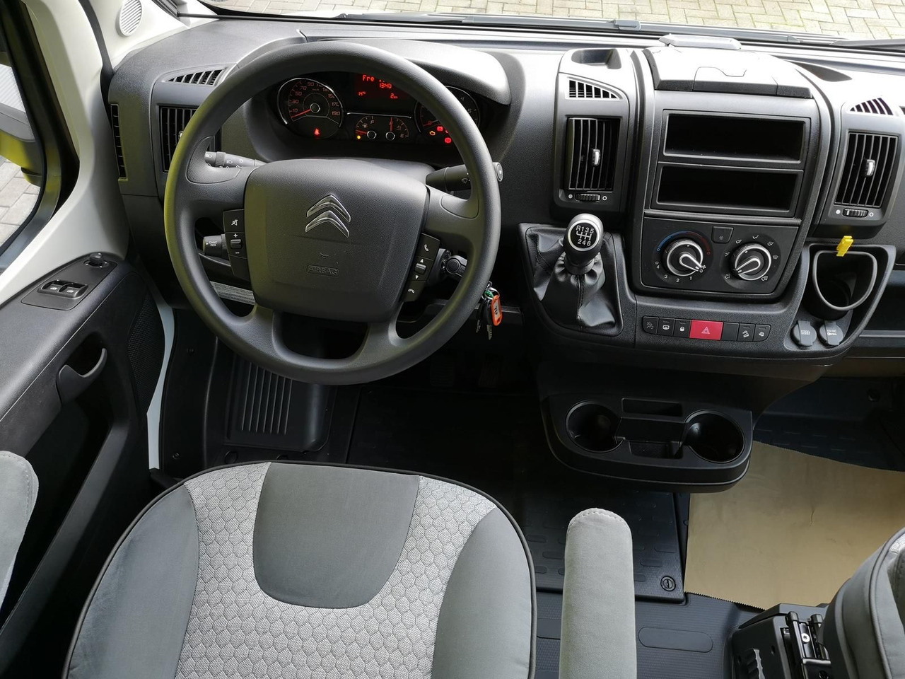 רכב ממונע חצי-משולב Hobby Optima T65 HFL ONTOUR *165PS*DACHKLIMA*MARKISE*: תמונה 26