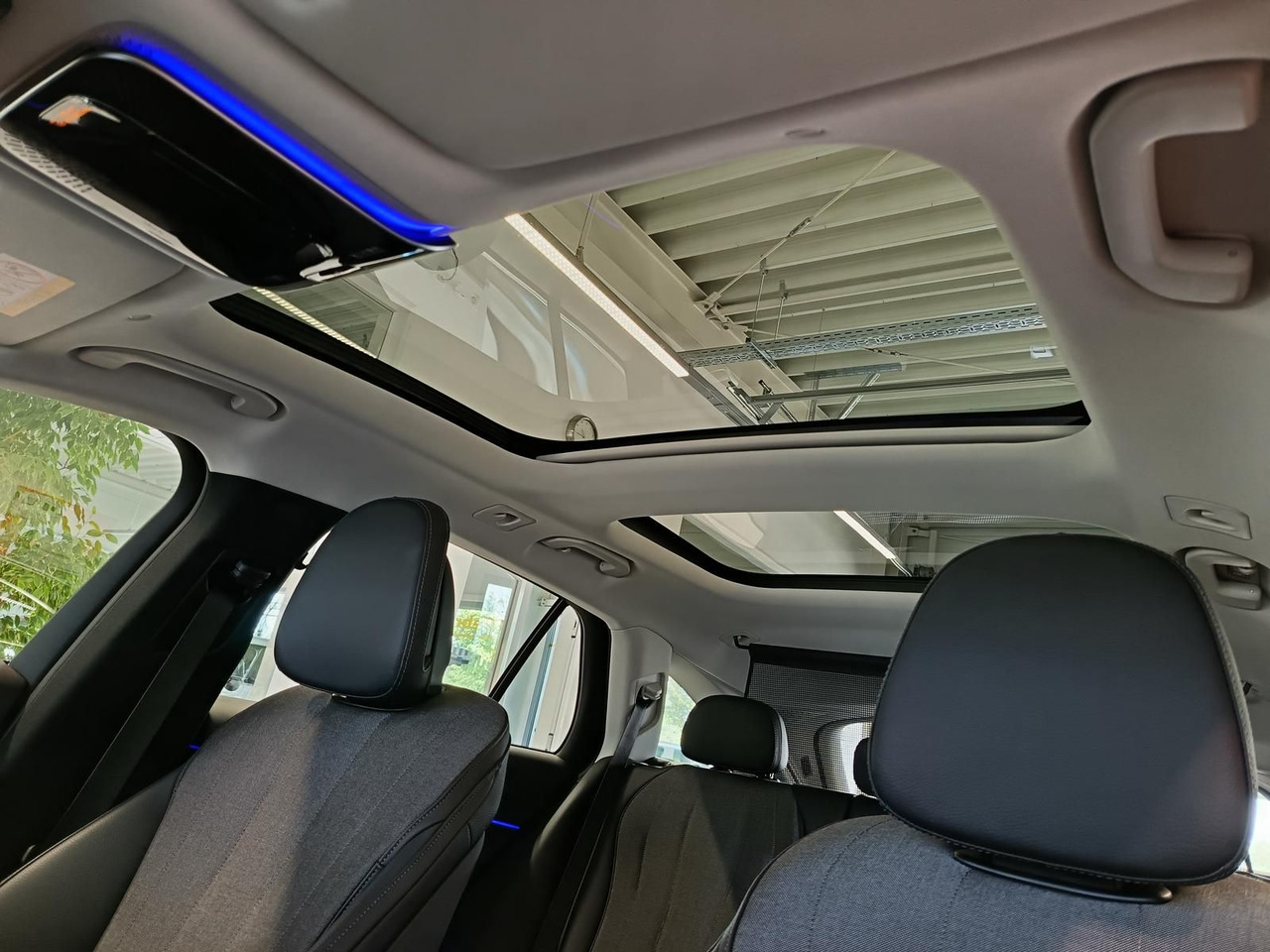 מכונית Mercedes-Benz E 200 Avantgarde Advanced*PSD*LED*NAVI*ACC*: תמונה 18