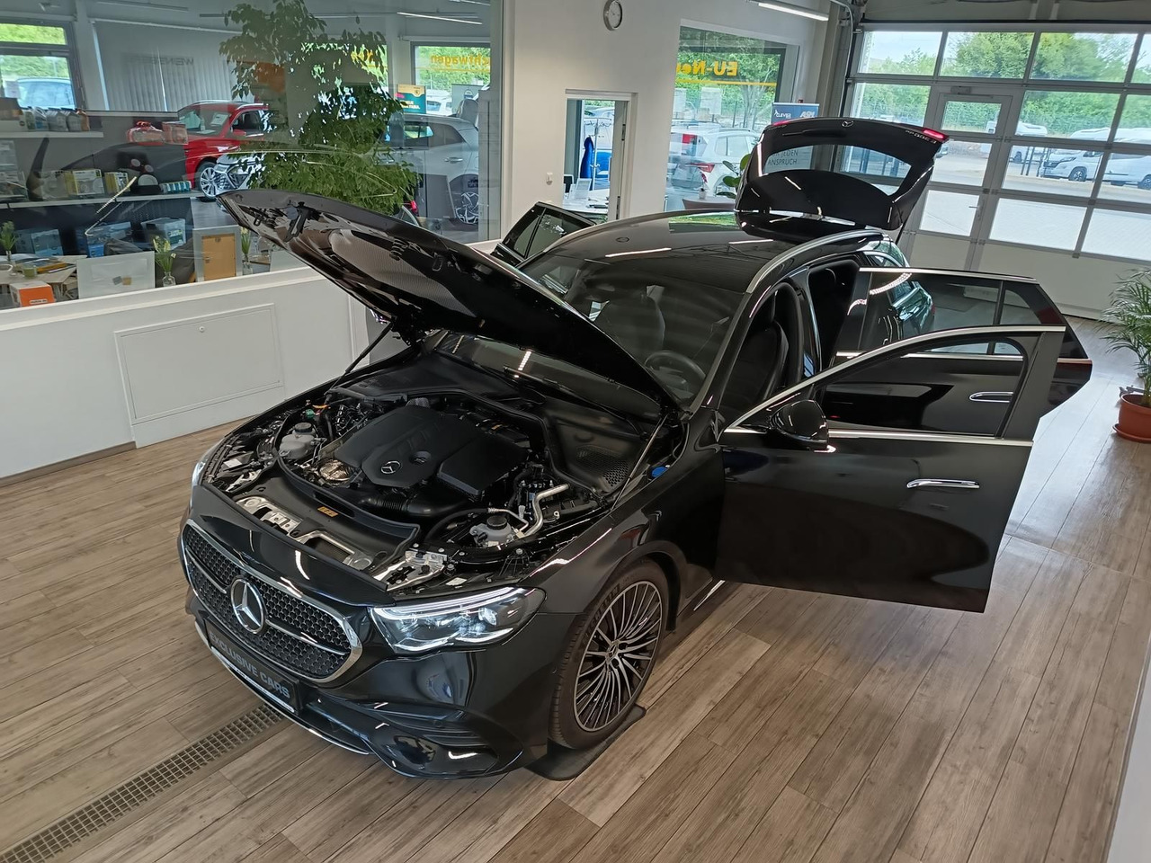 Mercedes-Benz E 300 T de 4M*AMG LINE ADVANCED PLUS*AHK*360°* - רכב סטיישן: תמונה 1 Mercedes-Benz E 300 T de 4M*AMG LINE ADVANCED PLUS*AHK*360°* - רכב סטיישן: תמונה 1
