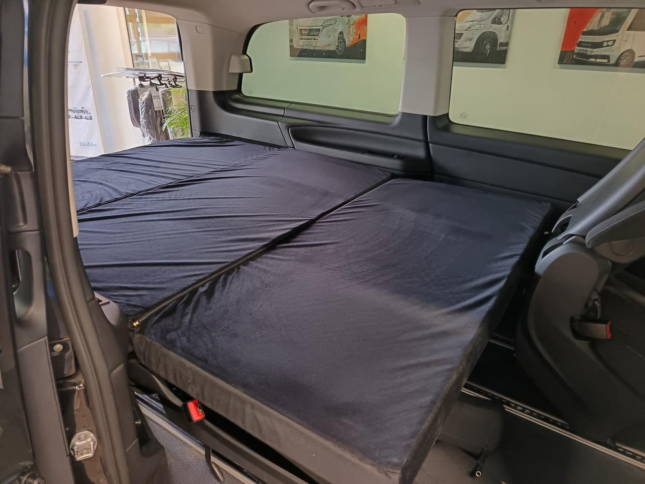 כלי רכב מסחרי לנוסעים Mercedes-Benz V 300 2.0 CDI*LANG*LIEGE PAKET*AHK*FAHRRADTRÄGER: תמונה 8