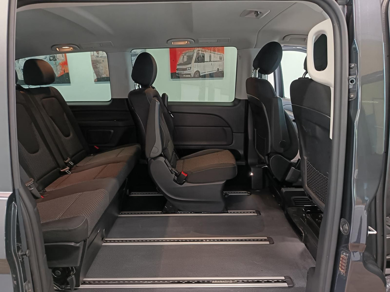כלי רכב מסחרי לנוסעים Mercedes-Benz V 300 2.0 CDI*LANG*LIEGE PAKET*AHK*FAHRRADTRÄGER: תמונה 10