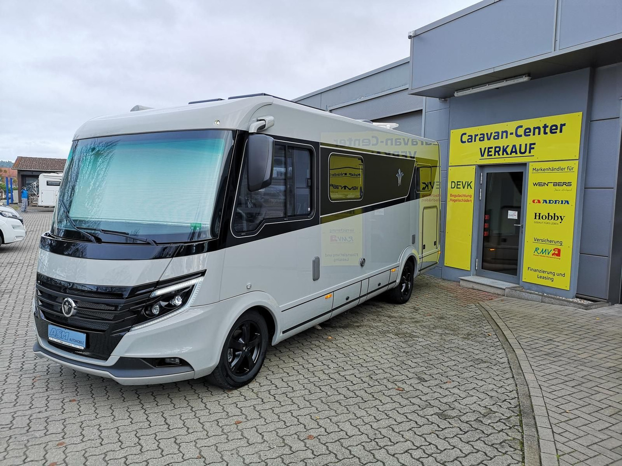 Niesmann + Bischoff iSmove 6.9 E 132 kW+AHK+SOLAR+ALDE+KLIMA+NAVI - רכב ממונע משולב: תמונה 2 Niesmann + Bischoff iSmove 6.9 E 132 kW+AHK+SOLAR+ALDE+KLIMA+NAVI - רכב ממונע משולב: תמונה 2