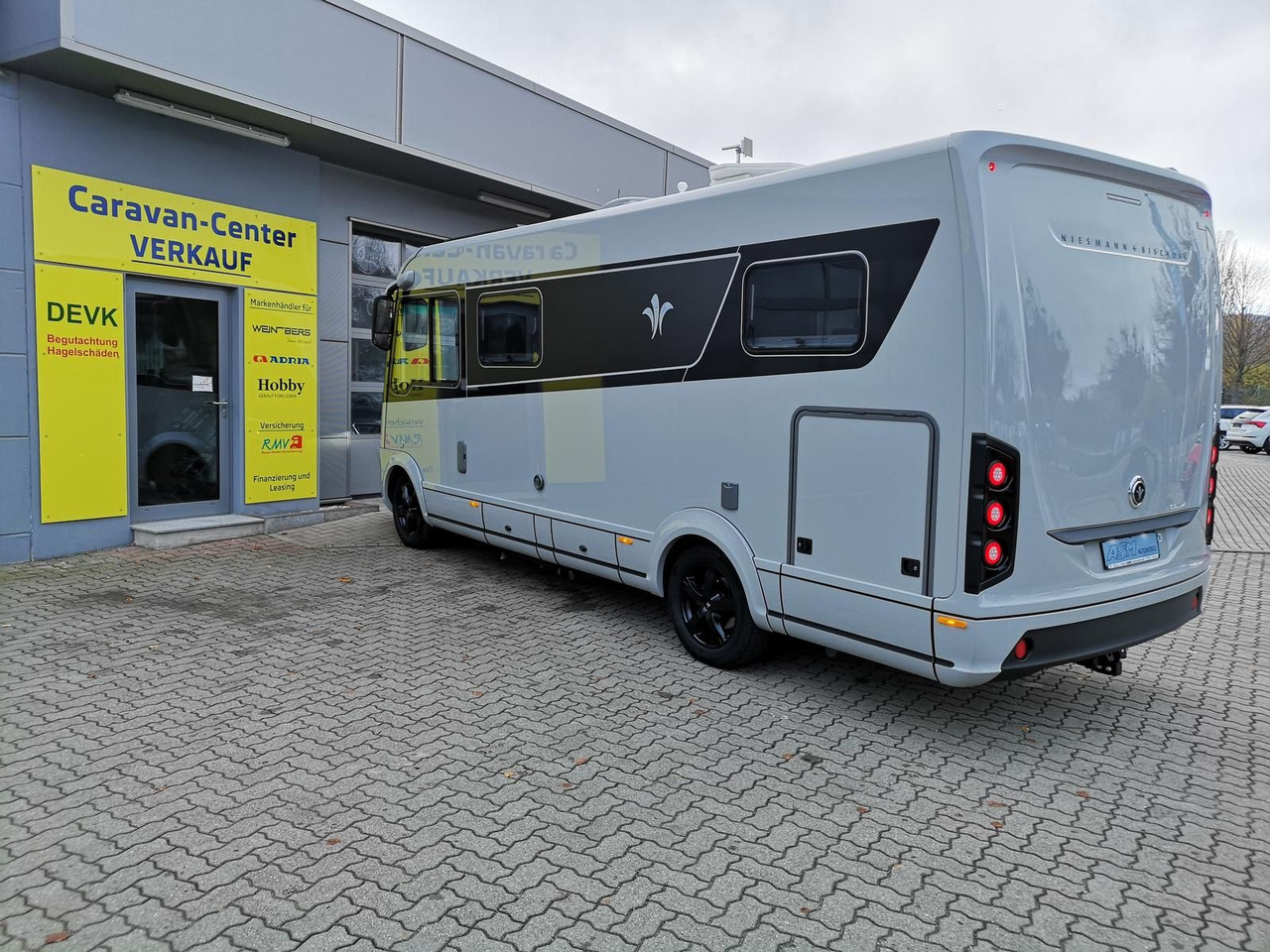 Niesmann + Bischoff iSmove 6.9 E 132 kW+AHK+SOLAR+ALDE+KLIMA+NAVI - רכב ממונע משולב: תמונה 5 Niesmann + Bischoff iSmove 6.9 E 132 kW+AHK+SOLAR+ALDE+KLIMA+NAVI - רכב ממונע משולב: תמונה 5