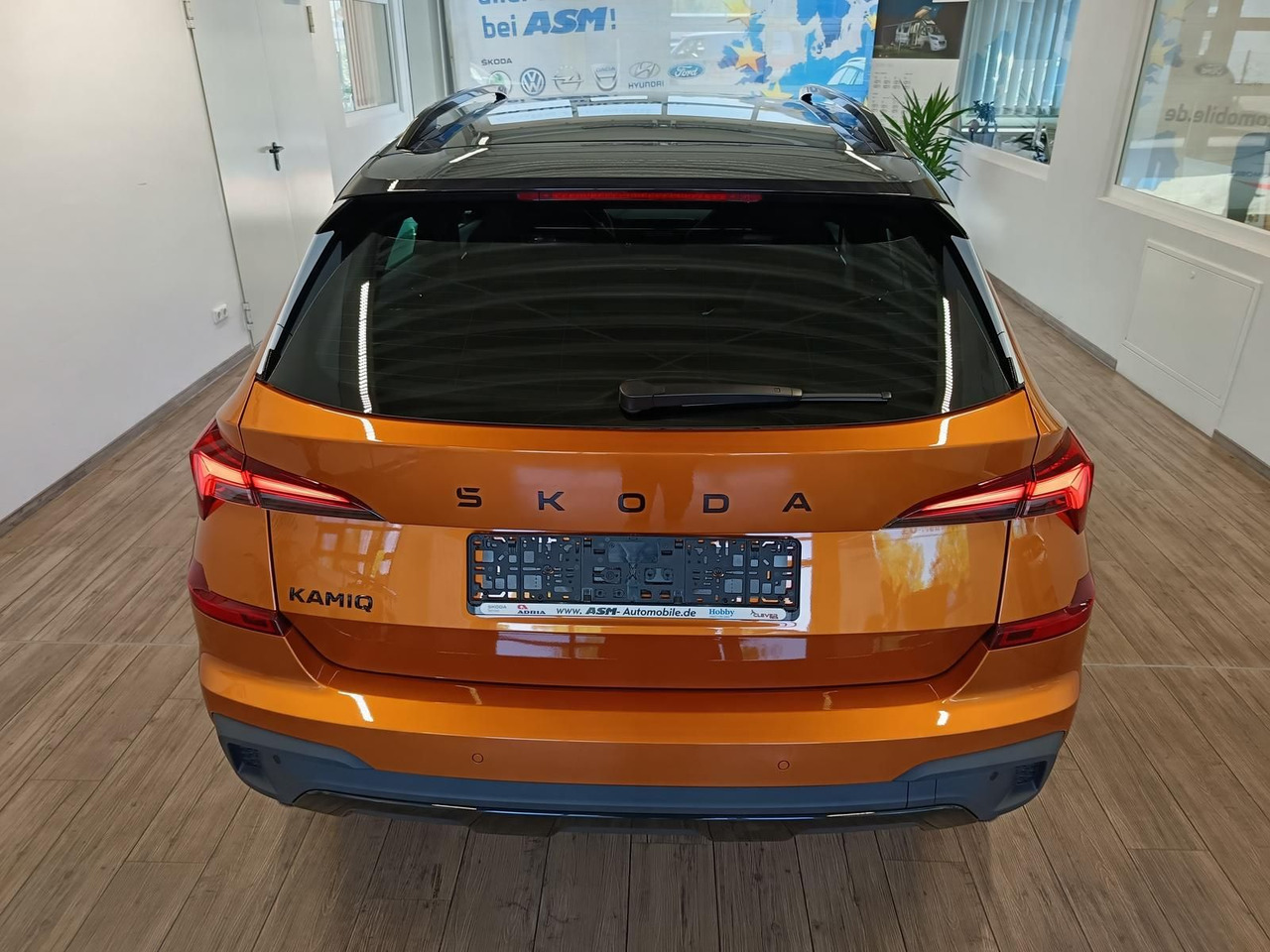 Skoda Kamiq Monte Carlo 1,5 TSI DSG*PANO*AHK*5J.GARANT - SUV: תמונה 5 Skoda Kamiq Monte Carlo 1,5 TSI DSG*PANO*AHK*5J.GARANT - SUV: תמונה 5