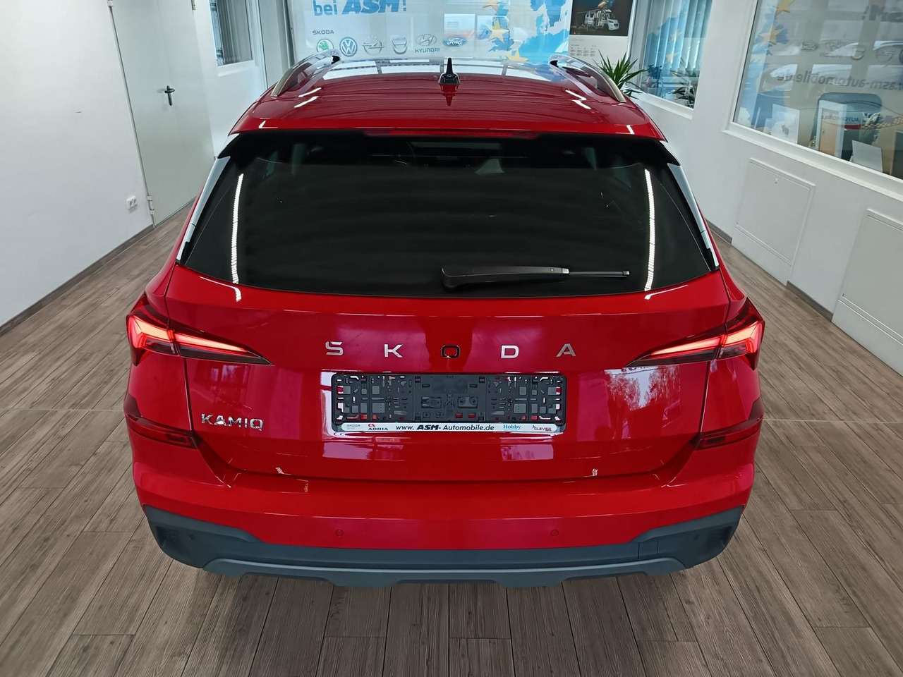 Skoda Kamiq Selection 1,5 TSI DSG*AHK*LED*5J.GARANTIE* - SUV: תמונה 5 Skoda Kamiq Selection 1,5 TSI DSG*AHK*LED*5J.GARANTIE* - SUV: תמונה 5