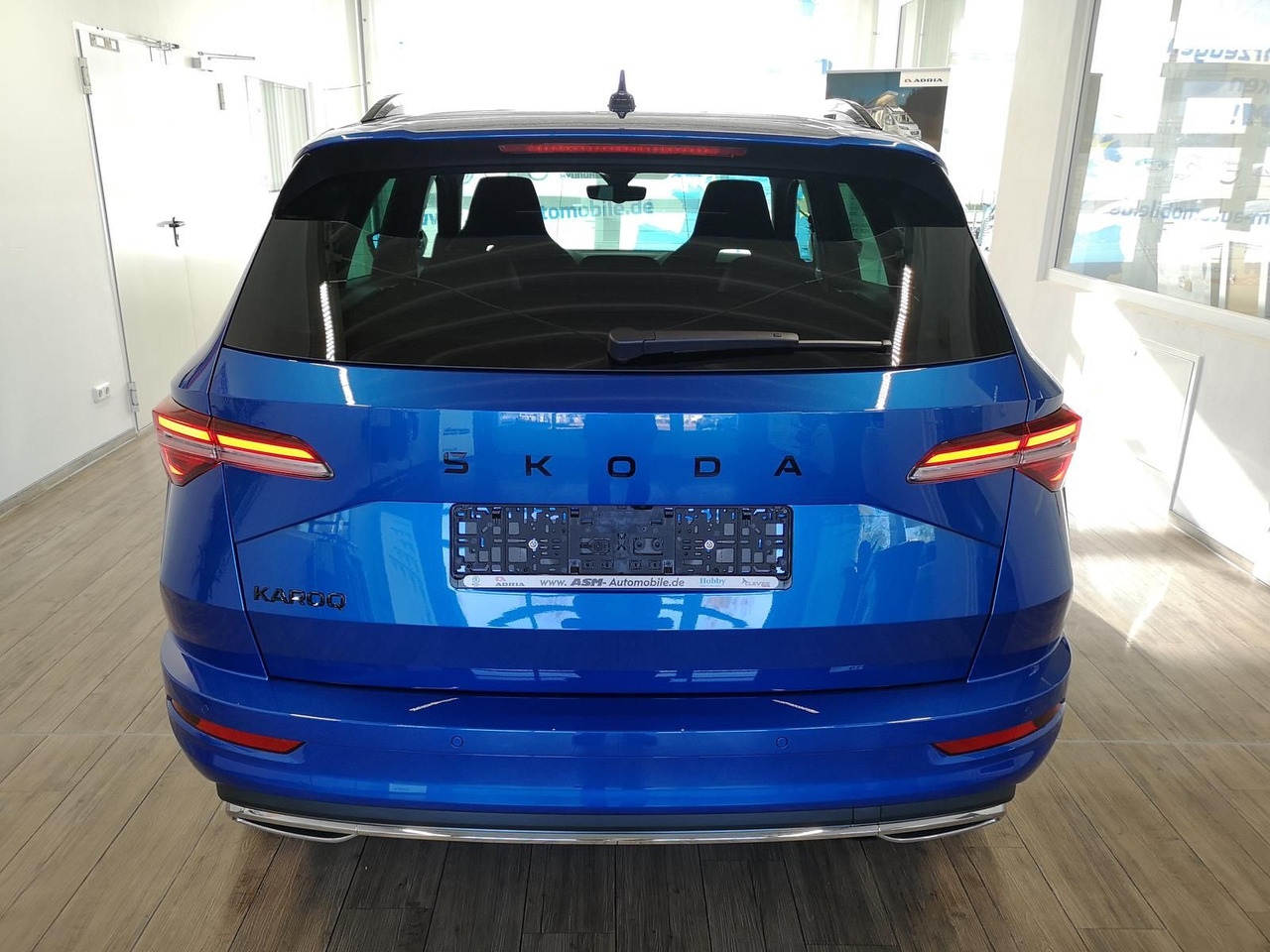 Skoda Karoq Sportline 1,5 TSI DSG*AHK*360°5J.GARANTIE* - SUV: תמונה 5 Skoda Karoq Sportline 1,5 TSI DSG*AHK*360°5J.GARANTIE* - SUV: תמונה 5