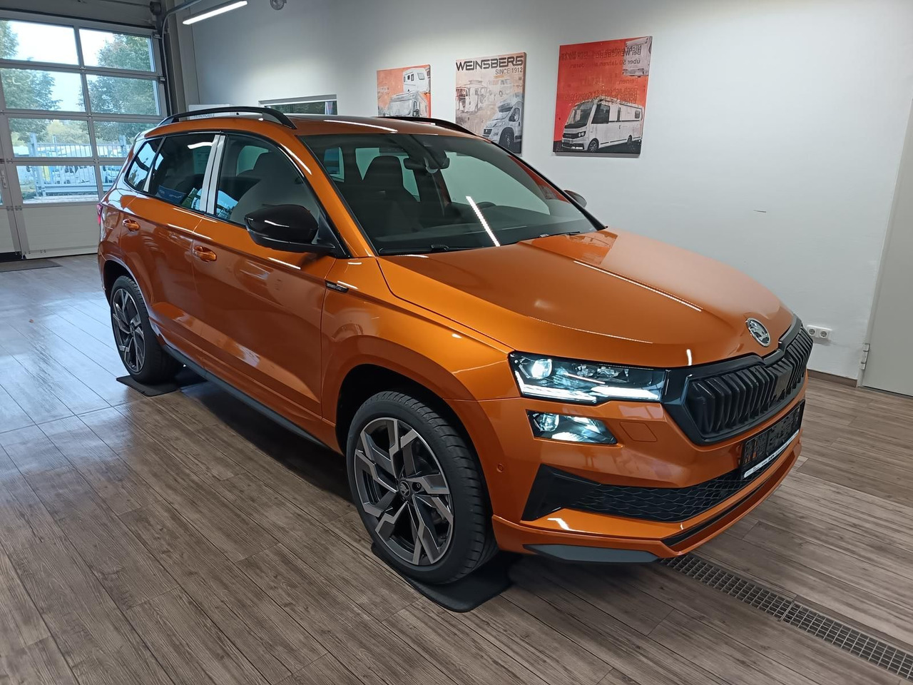 Skoda Karoq Sportline 2,0 TDI DSG 4x4*AHK*PSD*STD.HZG* - SUV: תמונה 3 Skoda Karoq Sportline 2,0 TDI DSG 4x4*AHK*PSD*STD.HZG* - SUV: תמונה 3