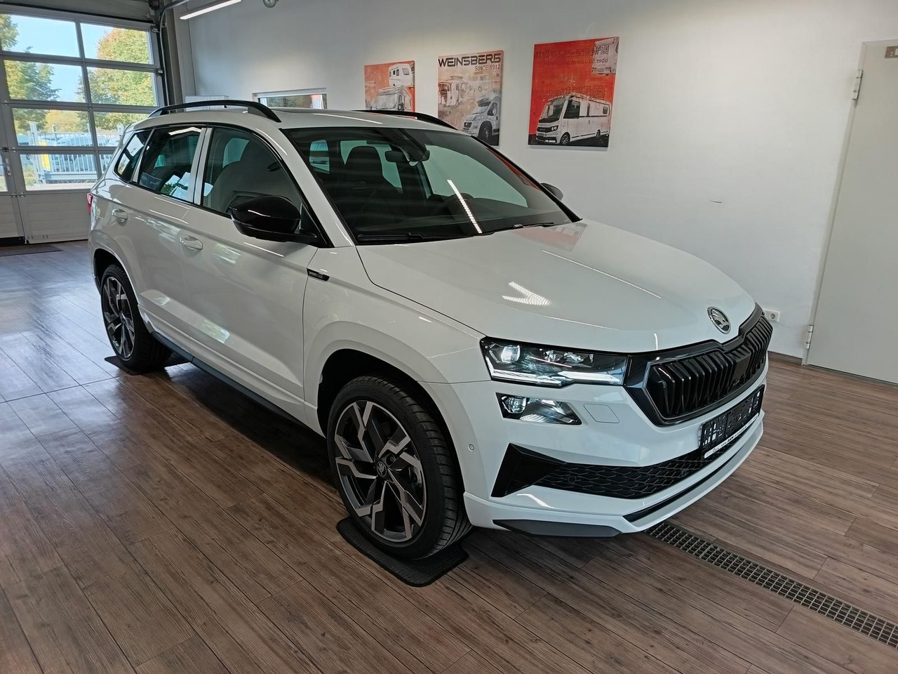 Skoda Karoq Sportline 2,0 TDI DSG 4x4*AHK*PSD*STD.HZG* - SUV: תמונה 3 Skoda Karoq Sportline 2,0 TDI DSG 4x4*AHK*PSD*STD.HZG* - SUV: תמונה 3