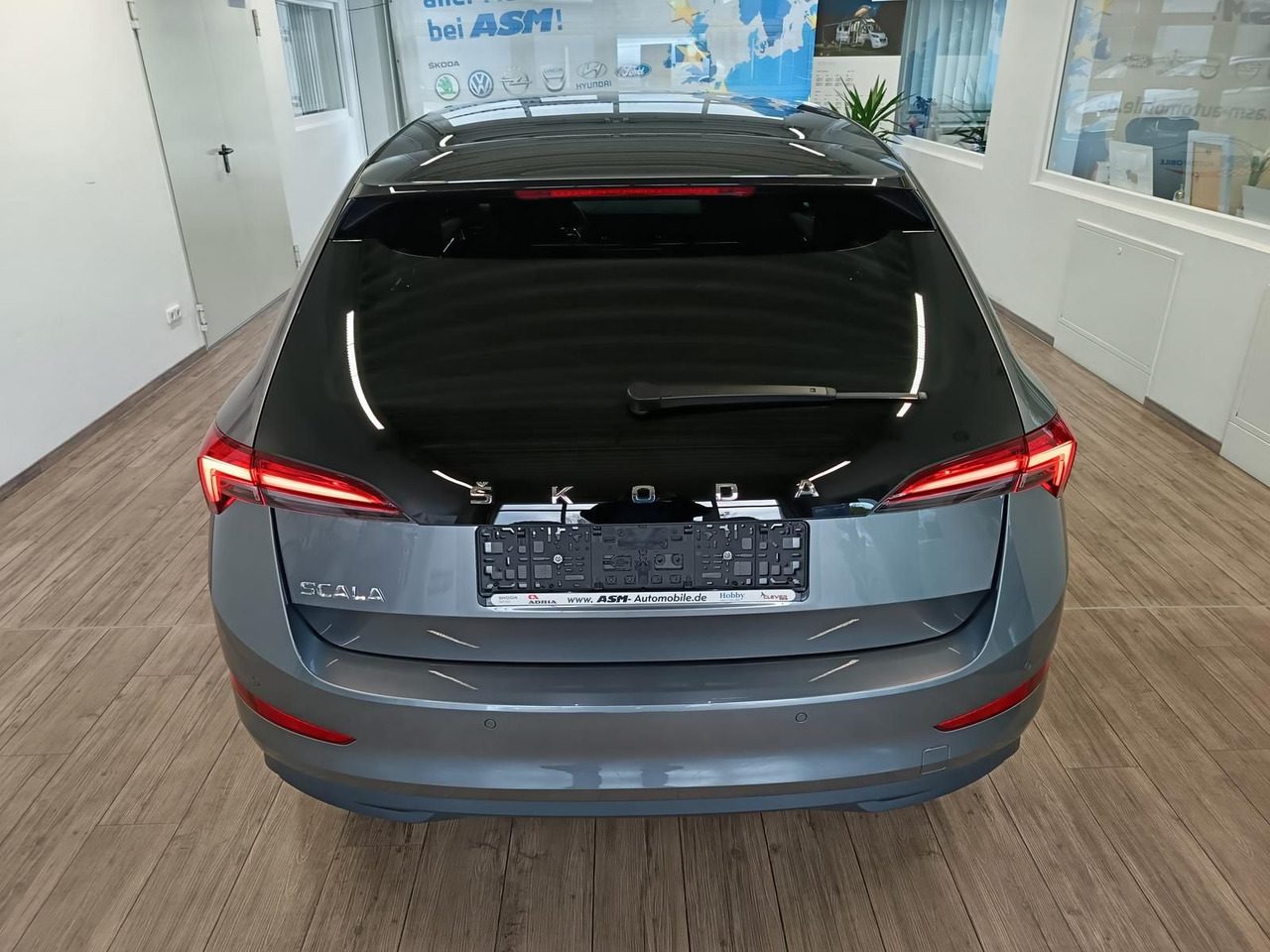 Skoda Scala Style 1,5 TSI DSG*PANO*LED*DAB*ALLWETTER* - סדאן: תמונה 5 Skoda Scala Style 1,5 TSI DSG*PANO*LED*DAB*ALLWETTER* - סדאן: תמונה 5