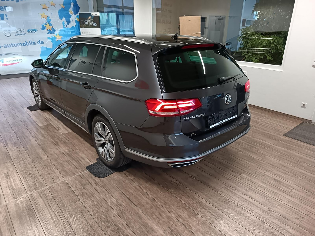 Volkswagen Passat Alltrack 2,0TDI DSG 4x4*360°*NAVI*ACC*LED - רכב סטיישן: תמונה 4 Volkswagen Passat Alltrack 2,0TDI DSG 4x4*360°*NAVI*ACC*LED - רכב סטיישן: תמונה 4