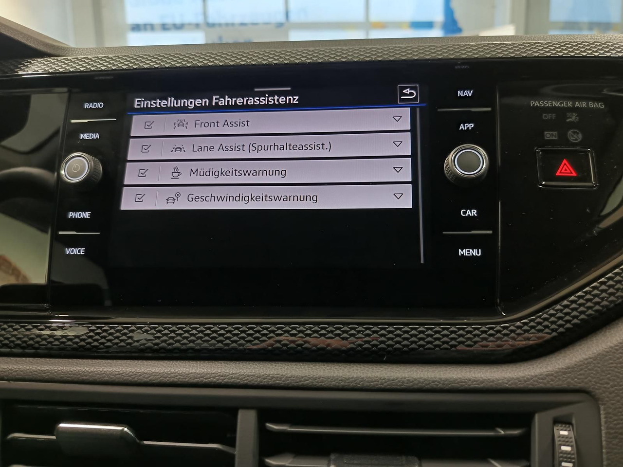מכונית Volkswagen Polo Life 1.0 TSI 70 kW*LED*R-KAM*TEMP*PDC*SHZ*: תמונה 14