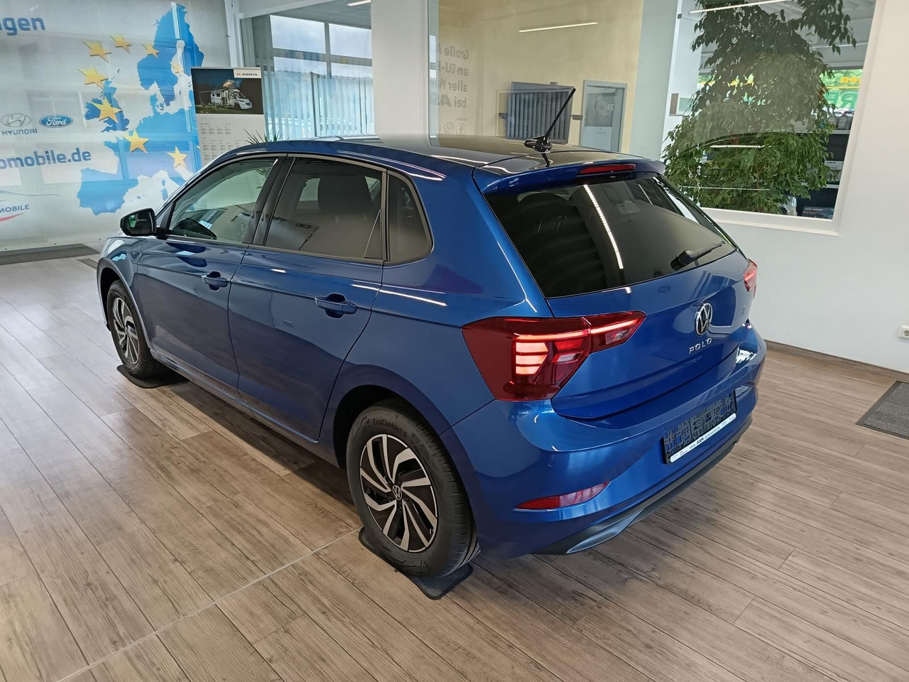 Volkswagen Polo Life 1.0 TSI 70 kW*LED*R-KAM*TEMP*PDC*SHZ* - מכונית: תמונה 4 Volkswagen Polo Life 1.0 TSI 70 kW*LED*R-KAM*TEMP*PDC*SHZ* - מכונית: תמונה 4