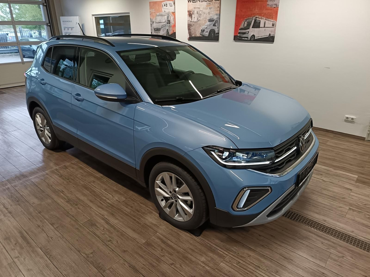 Volkswagen T-Cross Life 1.5 TSI DSG*AHK*MATRIX LED*ACC*SHZ* - SUV: תמונה 3 Volkswagen T-Cross Life 1.5 TSI DSG*AHK*MATRIX LED*ACC*SHZ* - SUV: תמונה 3