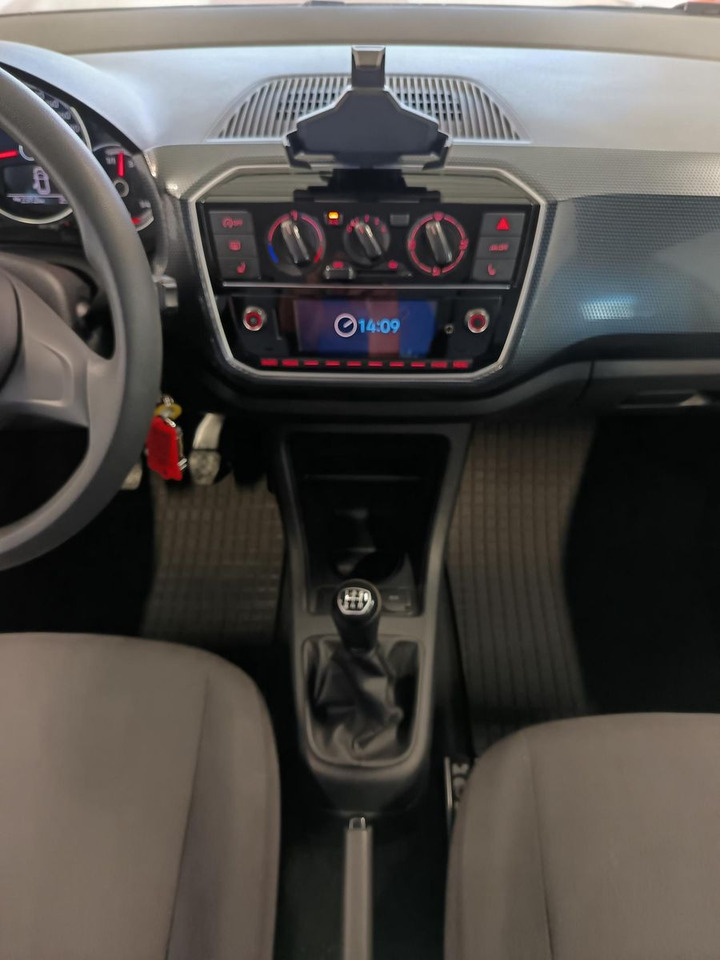 מכונית Volkswagen up! move up! 1.0*R-KAM*PDC*SHZ*MAPS+MORE*DAB*NSW: תמונה 10 מכונית Volkswagen up! move up! 1.0*R-KAM*PDC*SHZ*MAPS+MORE*DAB*NSW: תמונה 10