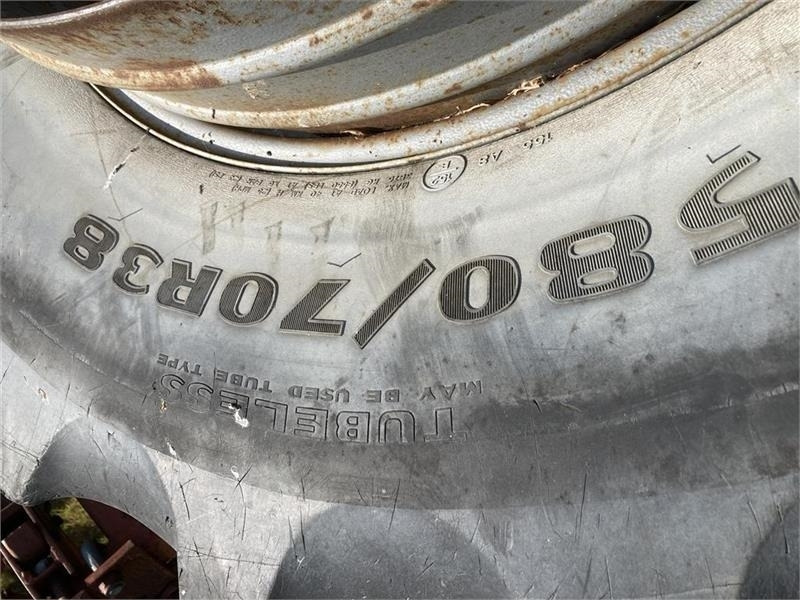 Dual 5-klods 580/70r38 - גלגלים וצמיגים: תמונה 2 Dual 5-klods 580/70r38 - גלגלים וצמיגים: תמונה 2