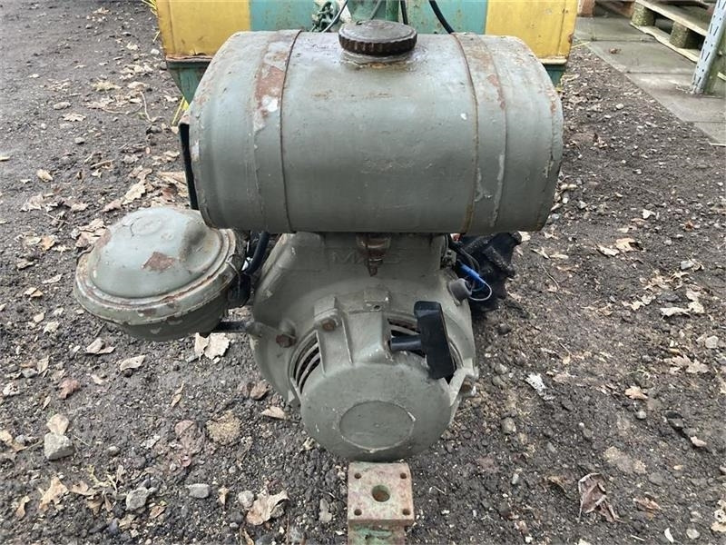 Irus U1200 med 120 cm fejemaskine - מטאטא תעשייתי: תמונה 5 Irus U1200 med 120 cm fejemaskine - מטאטא תעשייתי: תמונה 5