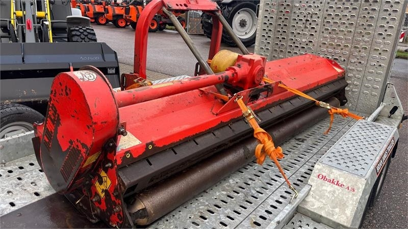 Kuhn VKM 305 Slagleslå maskine - מכסחת תבואה: תמונה 1 Kuhn VKM 305 Slagleslå maskine - מכסחת תבואה: תמונה 1