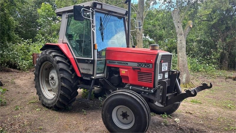 Massey Ferguson 3070 Traktor - טרקטור חקלאי: תמונה 2 Massey Ferguson 3070 Traktor - טרקטור חקלאי: תמונה 2