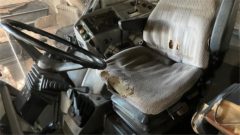 Massey Ferguson 3095 Dynashift - טרקטור חקלאי: תמונה 4 Massey Ferguson 3095 Dynashift - טרקטור חקלאי: תמונה 4