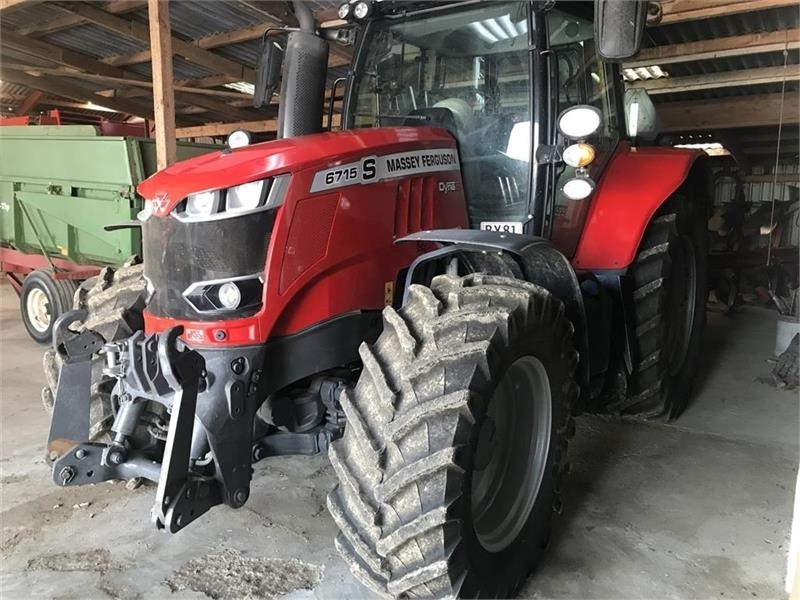 Massey Ferguson 6715S Dyna 6 - טרקטור חקלאי: תמונה 1 Massey Ferguson 6715S Dyna 6 - טרקטור חקלאי: תמונה 1