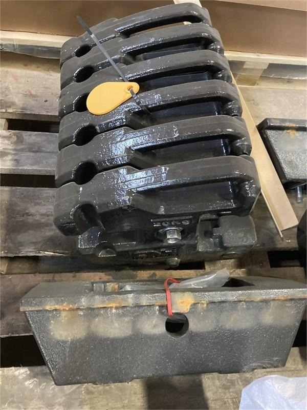 New Holland Boomer til 35-40-50-55 - משקל נגד: תמונה 3 New Holland Boomer til 35-40-50-55 - משקל נגד: תמונה 3