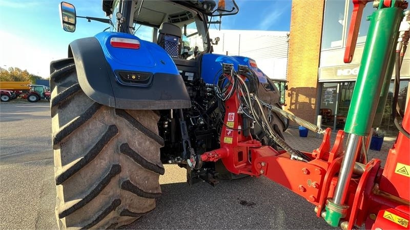 New Holland T7.315 HD AutoComand - טרקטור חקלאי: תמונה 4 New Holland T7.315 HD AutoComand - טרקטור חקלאי: תמונה 4