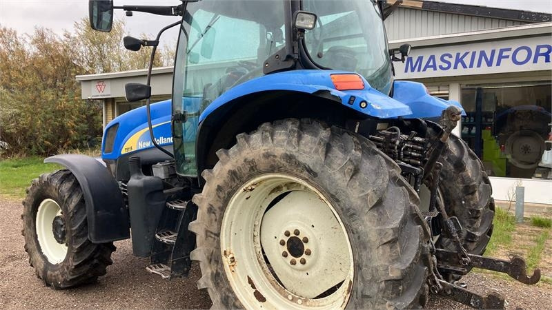 New Holland TS 115 A - טרקטור חקלאי: תמונה 3 New Holland TS 115 A - טרקטור חקלאי: תמונה 3