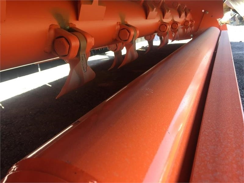 Perfect ZW-240  - מכסחת גינה: תמונה 3 Perfect ZW-240  - מכסחת גינה: תמונה 3