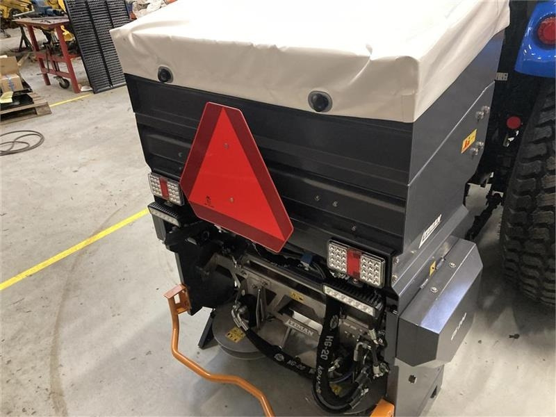 Timan CS-200 Combispreder 300 liter til traktor  - מפזר חול/ מלח עבור כלי רכב עירוני/ מיוחד: תמונה 1 Timan CS-200 Combispreder 300 liter til traktor  - מפזר חול/ מלח עבור כלי רכב עירוני/ מיוחד: תמונה 1