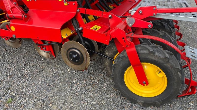 Vaderstad Rapid 400C Combi - מקדחת זריעה משולבת: תמונה 4 Vaderstad Rapid 400C Combi - מקדחת זריעה משולבת: תמונה 4