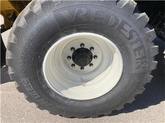 Vredestein 600/55 R26.5 - צמיג עבור מכונה חקלאית: תמונה 1 Vredestein 600/55 R26.5 - צמיג עבור מכונה חקלאית: תמונה 1