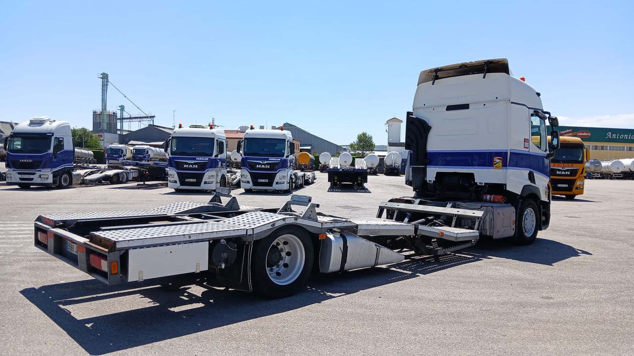 RENAULT T 520 - משאית הובלה אוטומטית: תמונה 4 RENAULT T 520 - משאית הובלה אוטומטית: תמונה 4