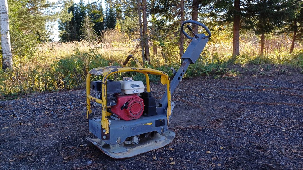 Atlas Copco LG160 - לוח רטט: תמונה 1 Atlas Copco LG160 - לוח רטט: תמונה 1