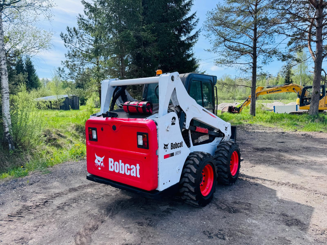 BOBCAT S570 - מעמיס היגוי החלקה: תמונה 4 BOBCAT S570 - מעמיס היגוי החלקה: תמונה 4