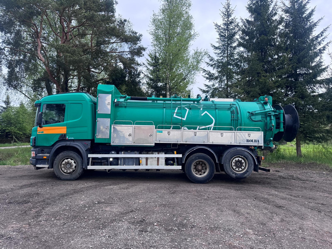 SCANIA P114 - משאית ואקום: תמונה 2 SCANIA P114 - משאית ואקום: תמונה 2
