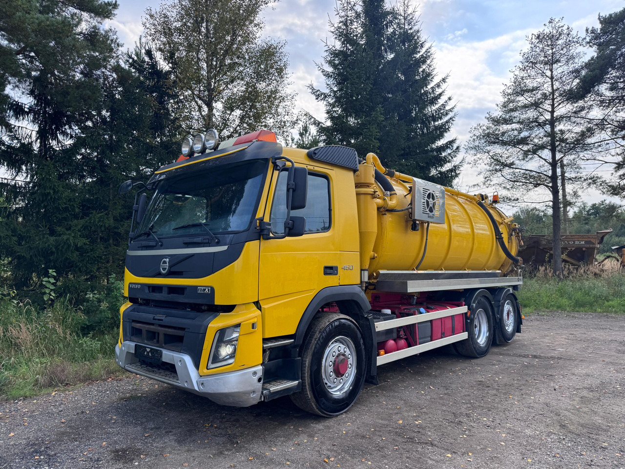 VOLVO FMX 450 - משאית ואקום: תמונה 1 VOLVO FMX 450 - משאית ואקום: תמונה 1