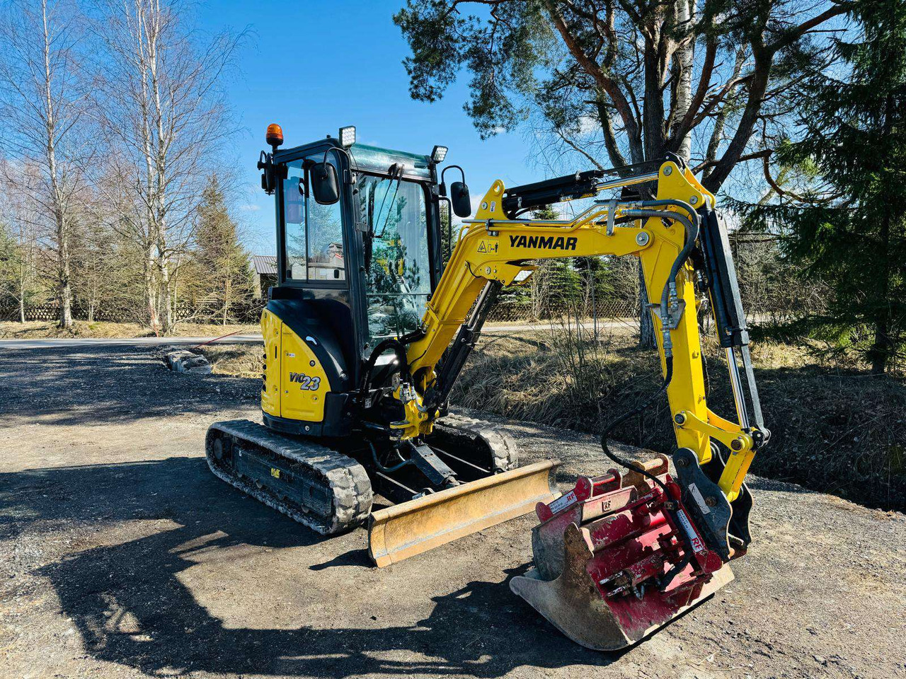 YANMAR VIO23-6 - מיני מחפר: תמונה 5 YANMAR VIO23-6 - מיני מחפר: תמונה 5