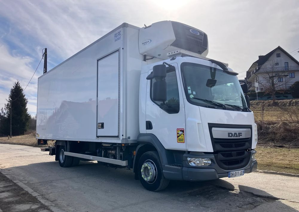 DAF Daf LF 12.210 chłodnia multi temperatura 16 palet - משאית קירור: תמונה 2 DAF Daf LF 12.210 chłodnia multi temperatura 16 palet - משאית קירור: תמונה 2