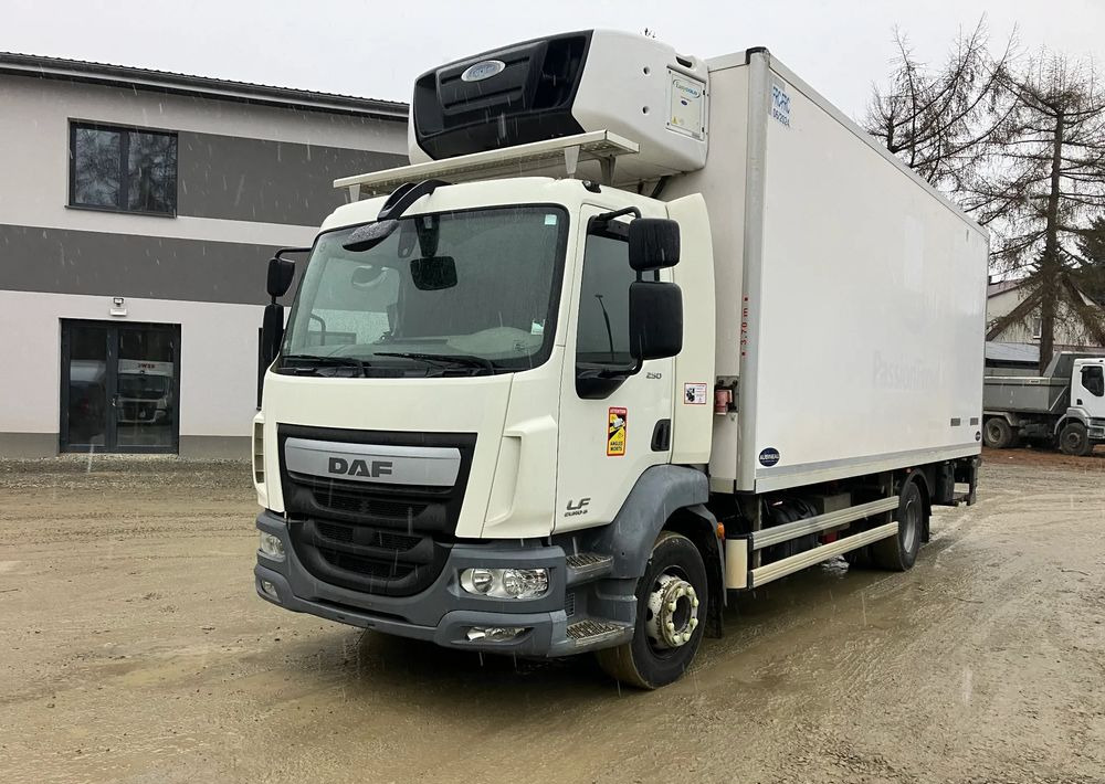 DAF Daf LF 16.250 chłodnia multi temperatura 16 palet - משאית קירור: תמונה 1 DAF Daf LF 16.250 chłodnia multi temperatura 16 palet - משאית קירור: תמונה 1