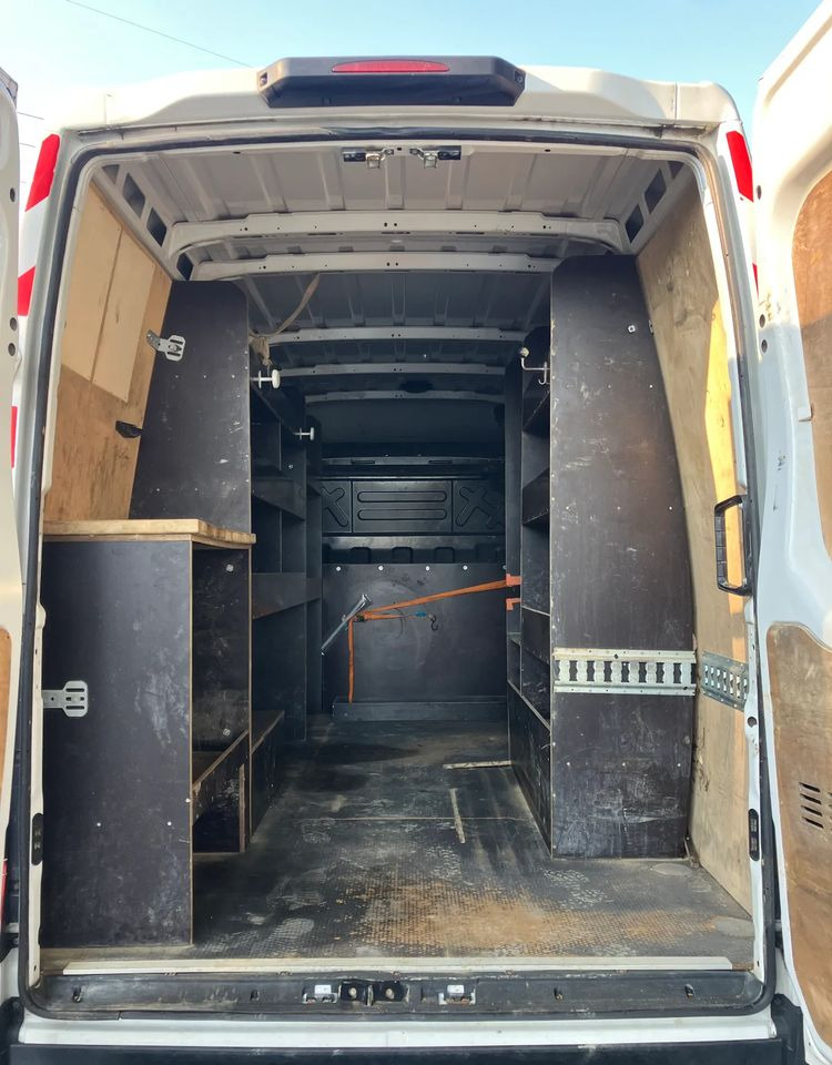 Iveco Daily 35c16 blaszak KLIMA SPROWADZONY serwisówka - כלי רכב מסחרי עם לוח: תמונה 5 Iveco Daily 35c16 blaszak KLIMA SPROWADZONY serwisówka - כלי רכב מסחרי עם לוח: תמונה 5