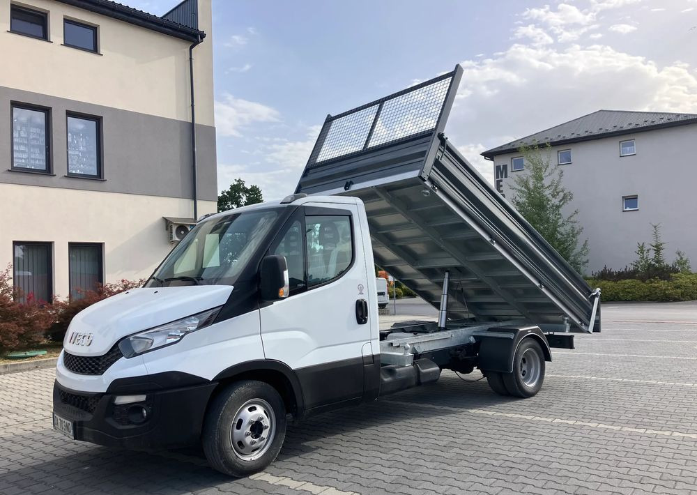 Iveco Iveco daily 35C13 wywrotka solidny kiper - כלי רכב מסחרי מזהיר: תמונה 1 Iveco Iveco daily 35C13 wywrotka solidny kiper - כלי רכב מסחרי מזהיר: תמונה 1