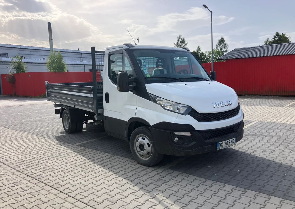 Iveco Iveco daily 35C13 wywrotka solidny kiper - כלי רכב מסחרי מזהיר: תמונה 3 Iveco Iveco daily 35C13 wywrotka solidny kiper - כלי רכב מסחרי מזהיר: תמונה 3