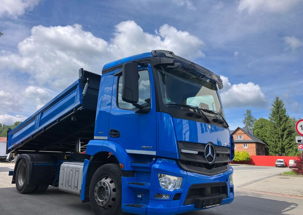 Mercedes-Benz ANTOS 1830 solidny kiper wywrotka blokada mostu - מזהיר: תמונה 2 Mercedes-Benz ANTOS 1830 solidny kiper wywrotka blokada mostu - מזהיר: תמונה 2