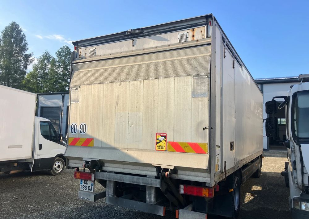 Mercedes-Benz Atego 1218  kurierka kontener - משאית תיבה: תמונה 4 Mercedes-Benz Atego 1218  kurierka kontener - משאית תיבה: תמונה 4