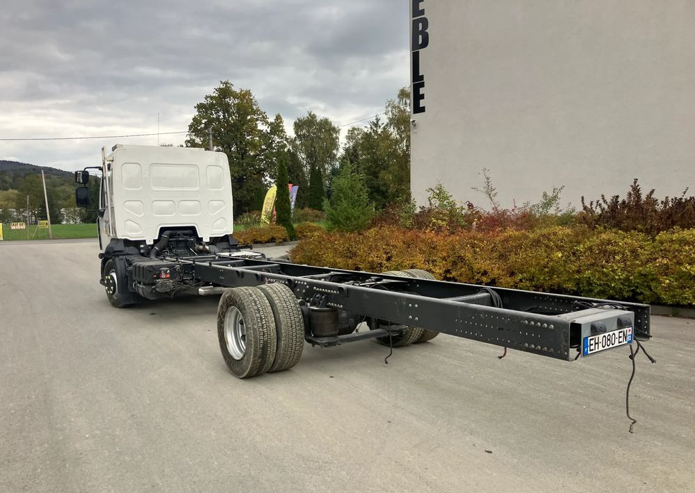 Renault RENAULT Gama D12 euro 6 ramo do zabudowy - משאית עם שלדת תא: תמונה 4 Renault RENAULT Gama D12 euro 6 ramo do zabudowy - משאית עם שלדת תא: תמונה 4