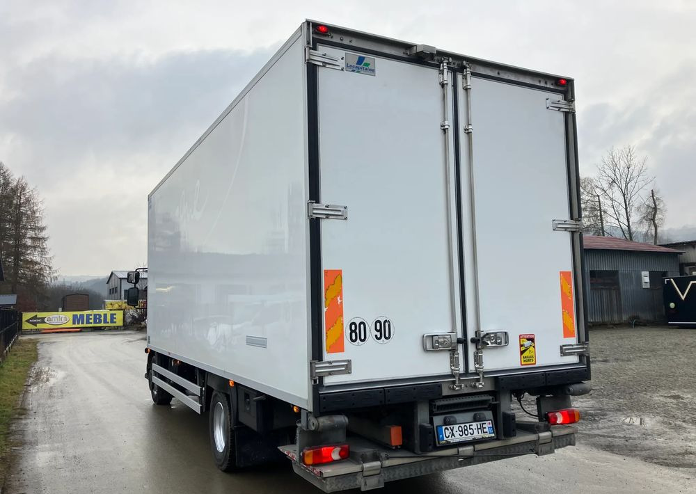 Renault Renault Midlum 220chłodnia izoterma - משאית קירור: תמונה 4 Renault Renault Midlum 220chłodnia izoterma - משאית קירור: תמונה 4